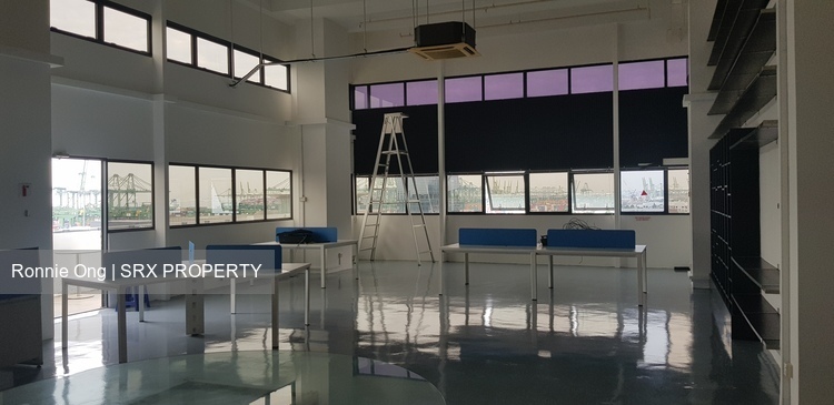 100 Pasir Panjang (D5), Factory #257712171